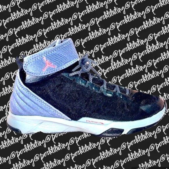 Nike Dominate Pro 2​ - Picture 1 of 3